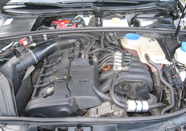Audi A4 cena 18000 przebieg: 304000, rok produkcji 2006 z Radom małe 46